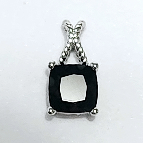 1.00 ct Topaz cushion Silver Pendant - Picture 8 of 11